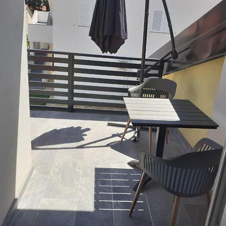 Pavel, Studio Apartman Privlaka  Exterior photo